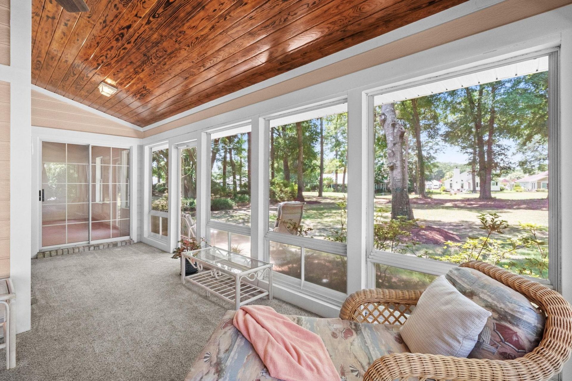 157 Mackinley Circle Photo 33