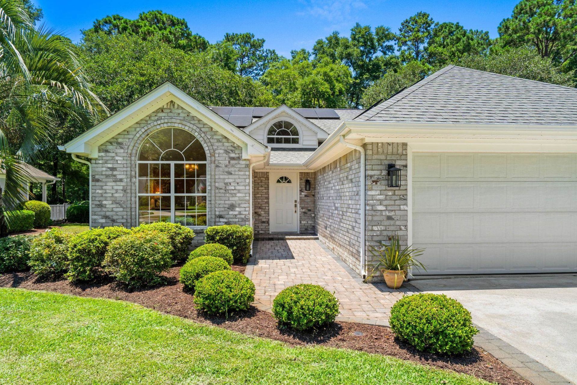 157 Mackinley Circle Photo 6