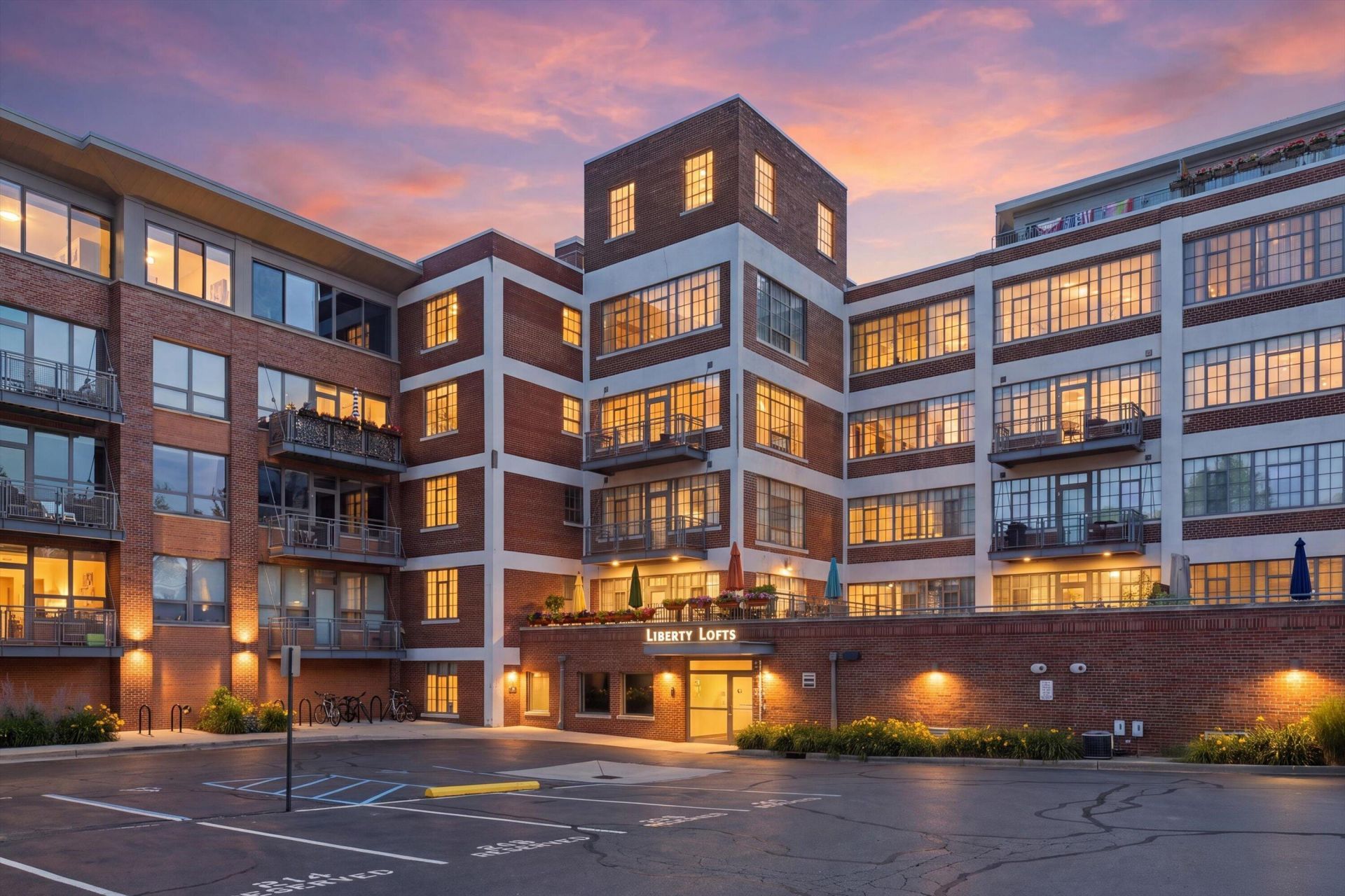 315 2nd Street, Unit 309, Ann Arbor, MI 48103 Main Photo