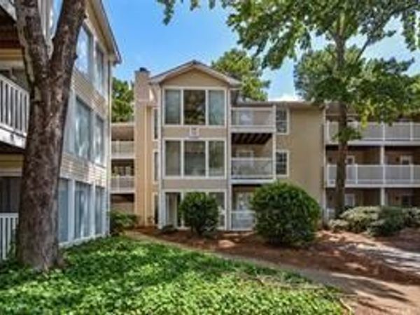 1206 Augusta Drive SE, Marietta, GA 30067