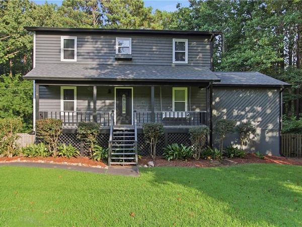 399 N Victoria Road , Woodstock, GA 30189