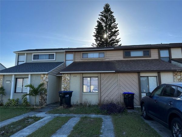 2707 HUNT CLUB LANE, ORLANDO, FL 32826