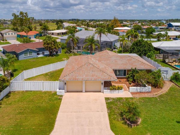 5011 ENSIGN LOOP , NEW PORT RICHEY, FL 34652
