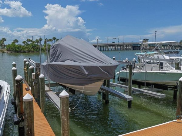 601 AMERICAN LEGION DRIVE , Unit 15, ST PETERSBURG, FL 33708