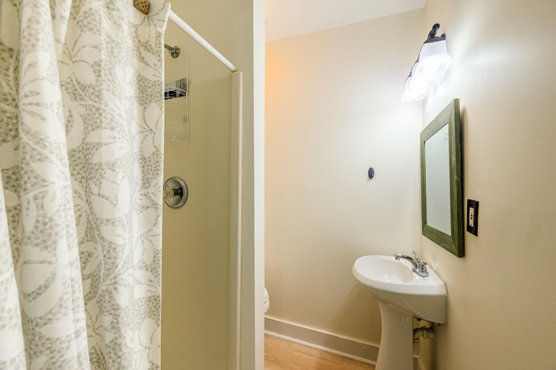 279 Coming Street Photo 13