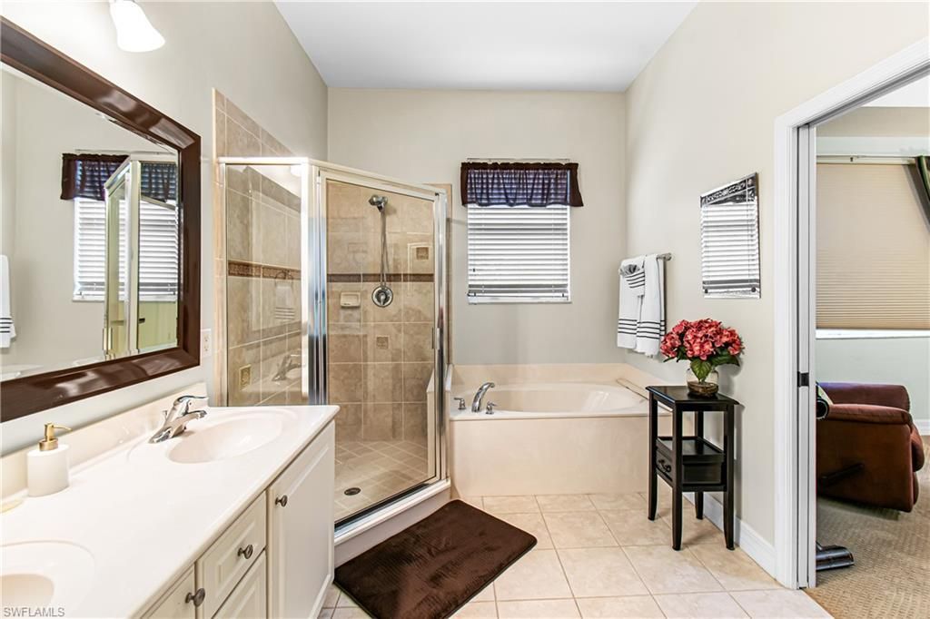 16010 Via Solera Cir , Unit 104, Fort Myers, FL 33908 Photo