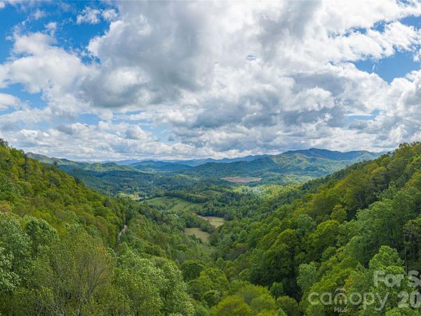 9999 Off Hurricane Ridge Trace , Clyde, NC 28721