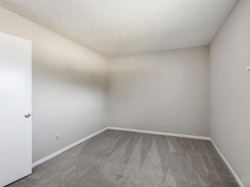 128 High Ridge Court, Franklin, OH 45005 Photo 10