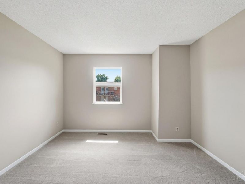 128 High Ridge Court, Franklin, OH 45005 Photo 33