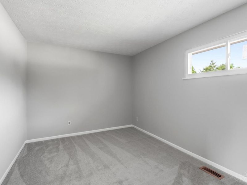 128 High Ridge Court, Franklin, OH 45005 Photo 34