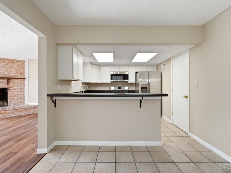128 High Ridge Court, Franklin, OH 45005 Photo 4