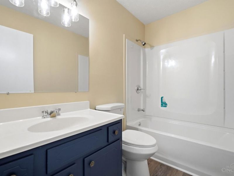 128 High Ridge Court, Franklin, OH 45005 Photo 9