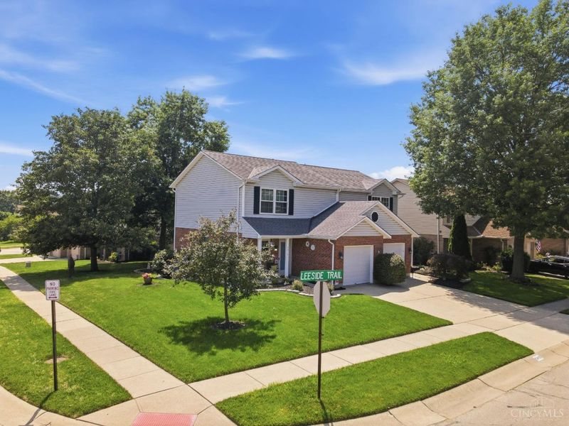 5915 Leeside Trail, Green Township, OH 45248 Photo 3