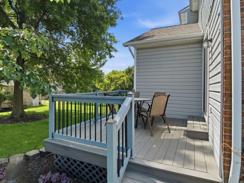 5915 Leeside Trail, Green Township, OH 45248 Photo 30