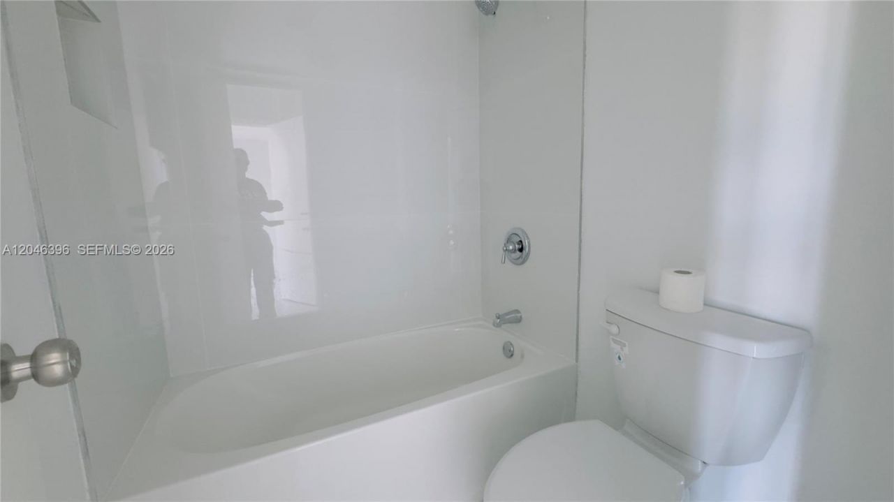 19851 SW 114th Ave , Unit 301, Miami, FL 33157 Photo