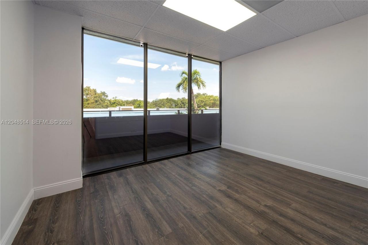 3801 N University Dr , Unit 313, Sunrise, FL 33351 Photo