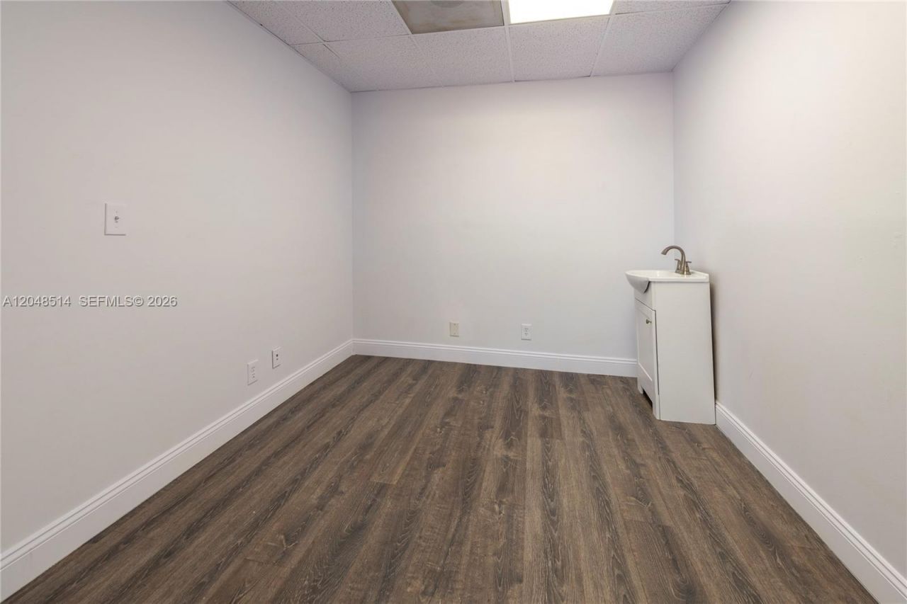 3801 N University Dr , Unit 313, Sunrise, FL 33351 Photo