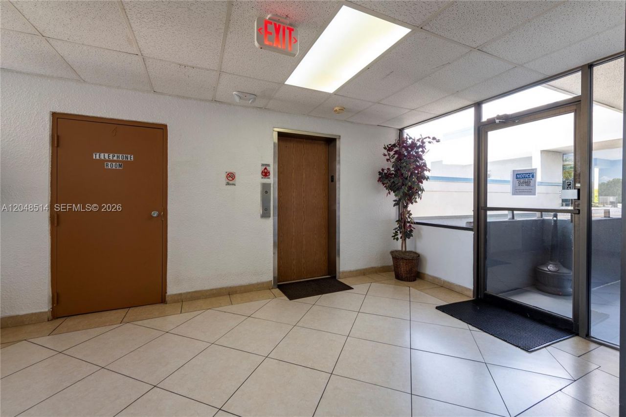 3801 N University Dr , Unit 313, Sunrise, FL 33351 Photo