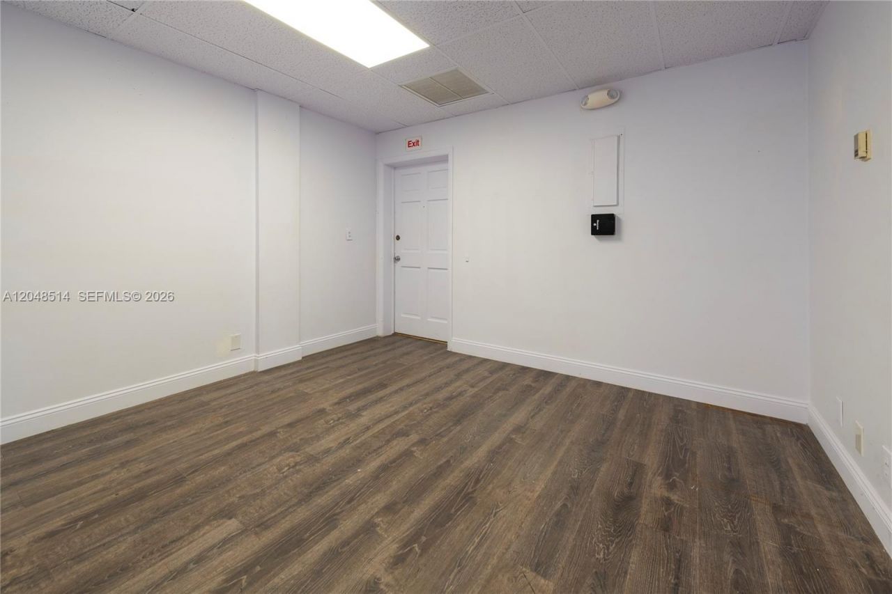 3801 N University Dr , Unit 313, Sunrise, FL 33351 Photo