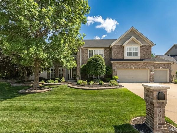 306 Magnolia Valley Drive, O'Fallon, MO 63366