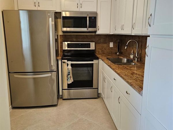 300 NE 26th Avenue, Unit 2060, Boynton Beach, FL 33435