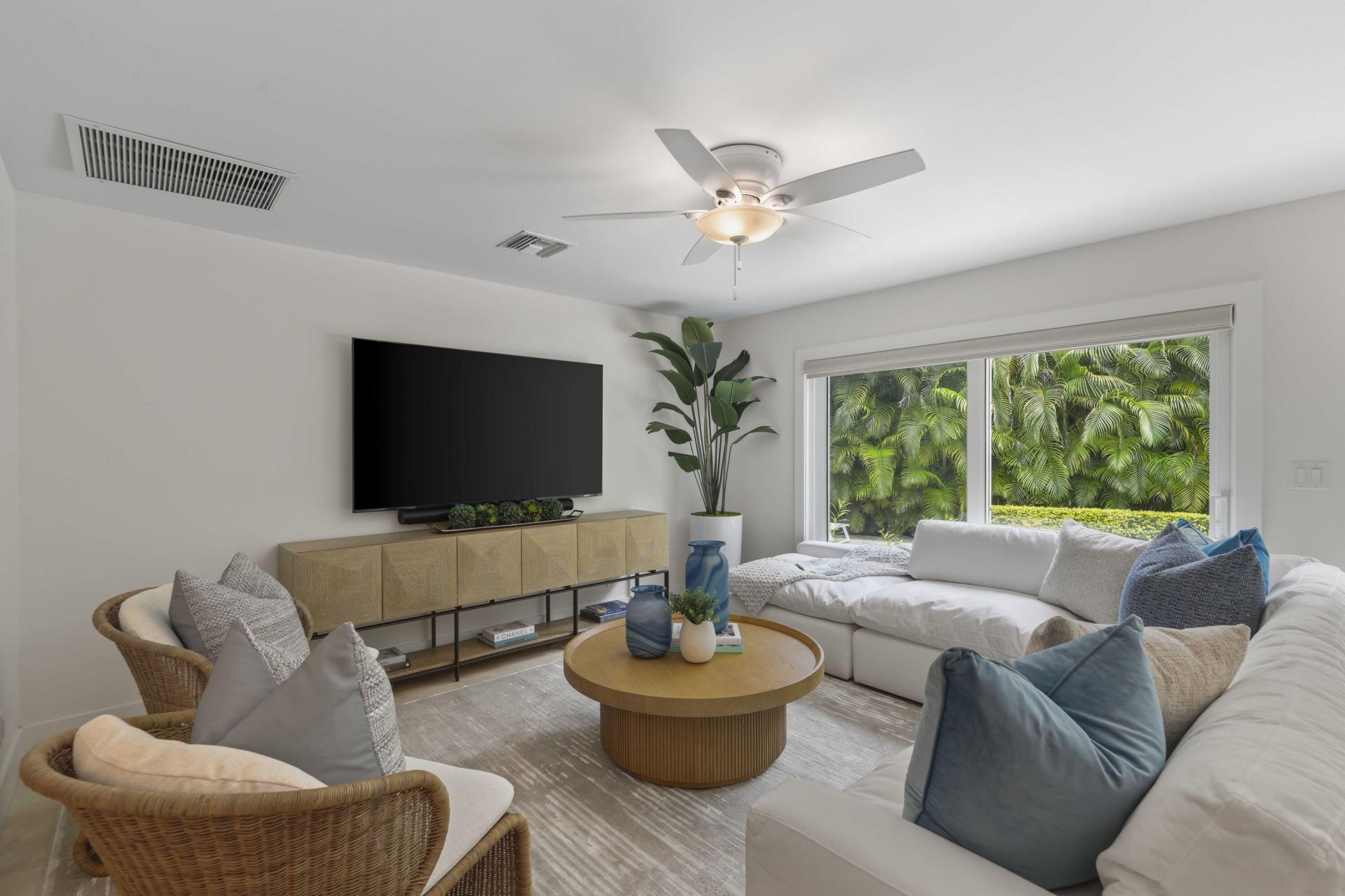 1386 S Atlantic Drive, Lantana, FL 33462 Photo