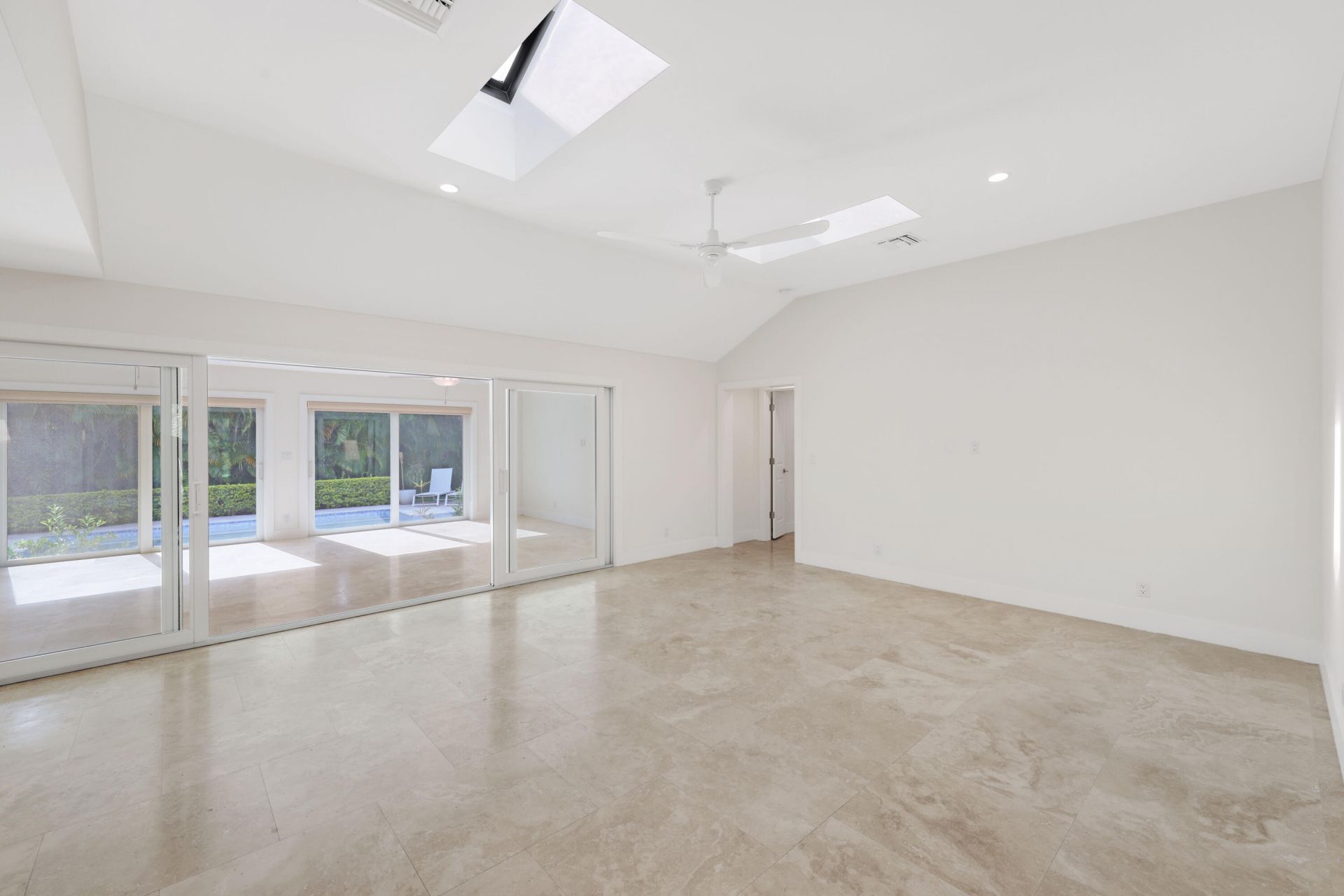 1386 S Atlantic Drive, Lantana, FL 33462 Photo