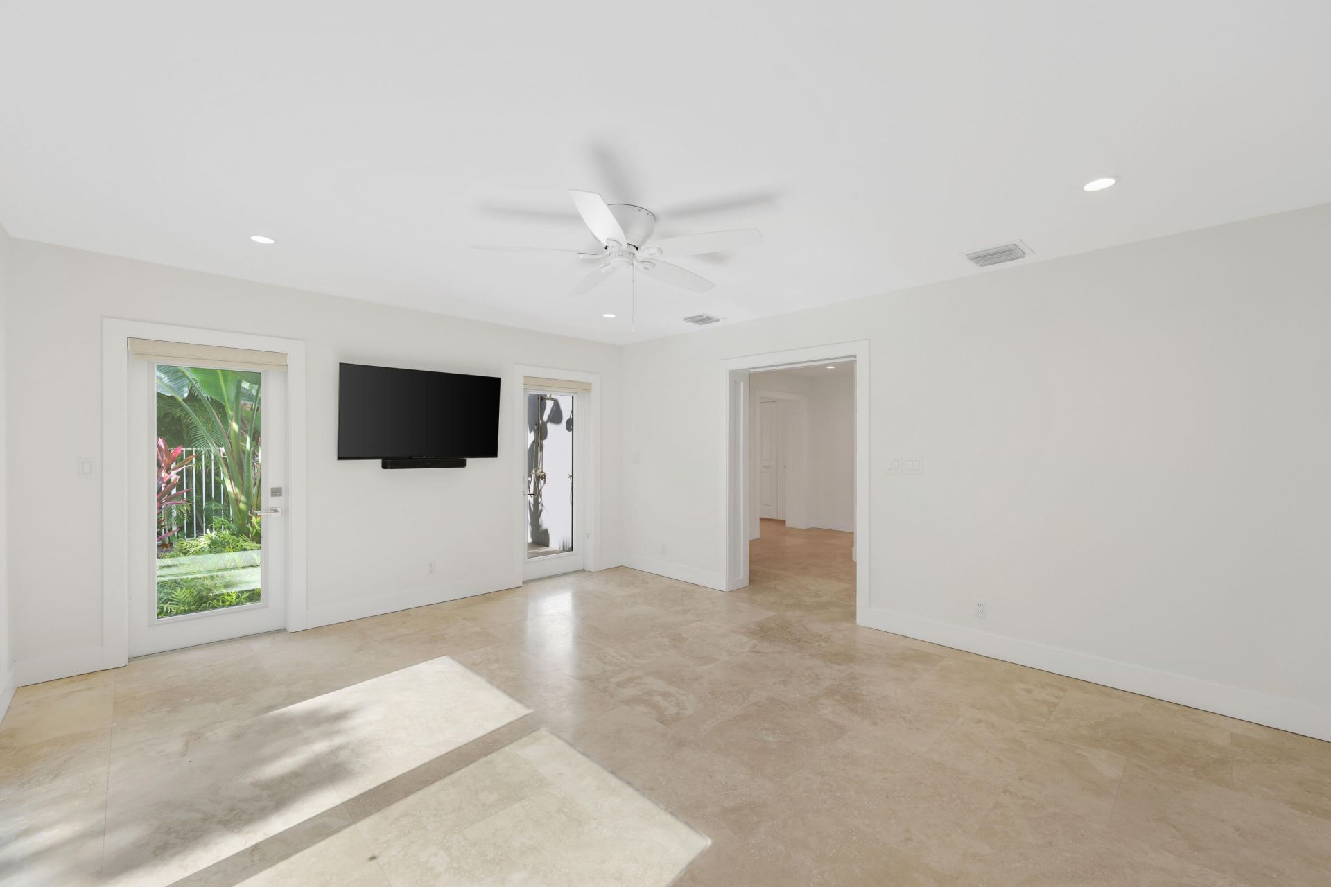 1386 S Atlantic Drive, Lantana, FL 33462 Photo