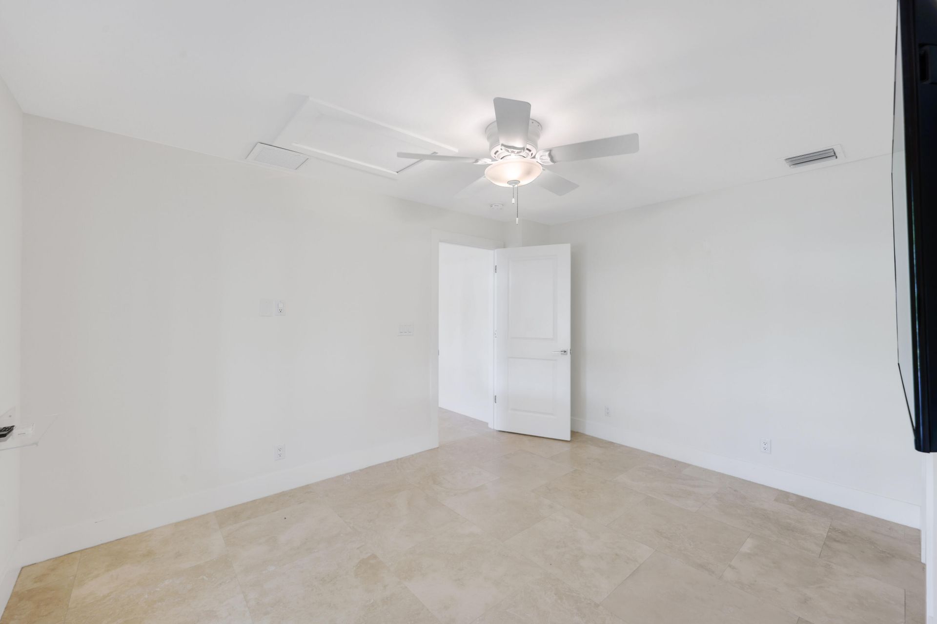 1386 S Atlantic Drive, Lantana, FL 33462 Photo