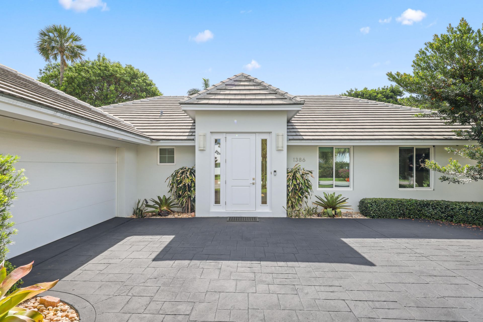 1386 S Atlantic Drive, Lantana, FL 33462 Photo