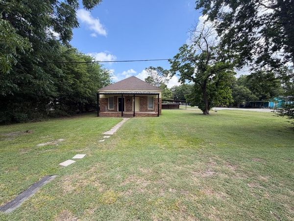 309 2nd Street , Kerens, TX 75144