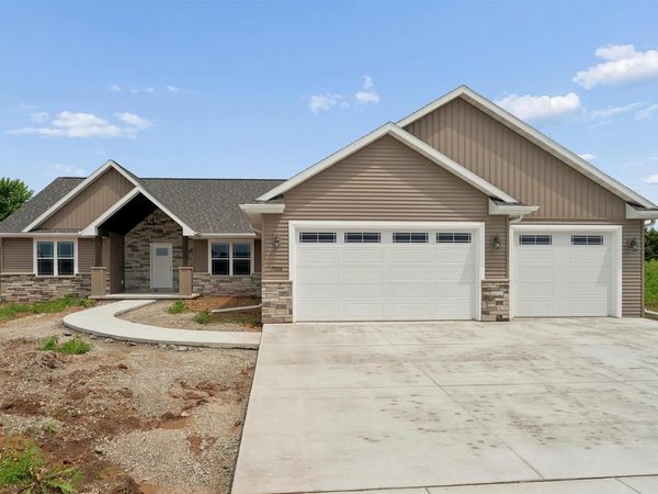 W7006 VANESSA LANE, Greenville, WI 54942