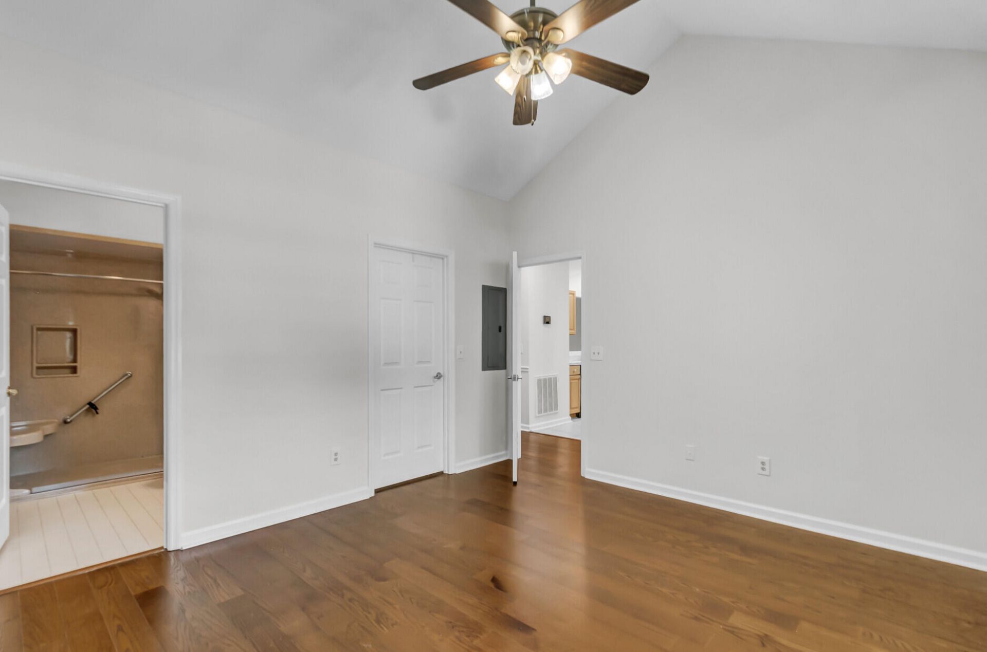 2455 Deer Ridge Lane Photo 12