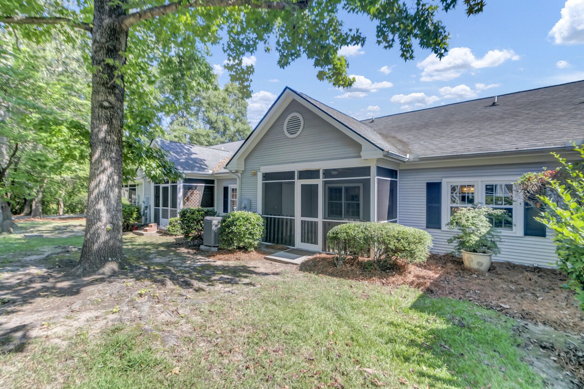 2455 Deer Ridge Lane Photo 16