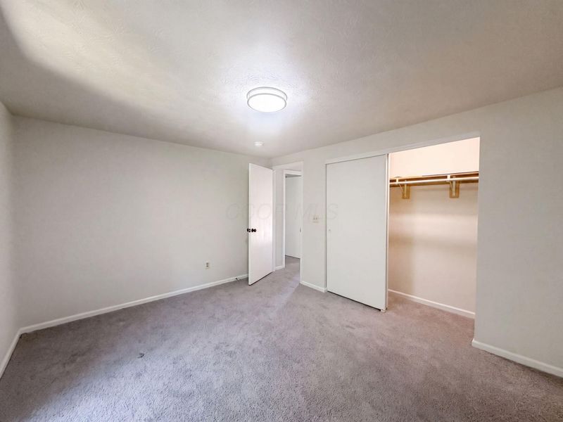 1677 Moravian Street , Unit 77, Columbus, OH 43220 Photo 10