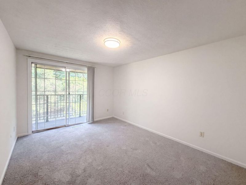 1677 Moravian Street , Unit 77, Columbus, OH 43220 Photo 11