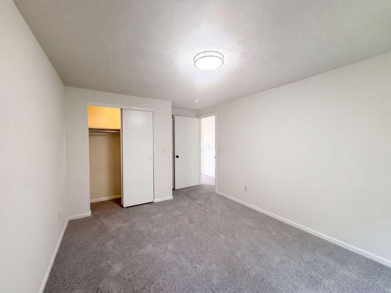 1677 Moravian Street , Unit 77, Columbus, OH 43220 Photo 12