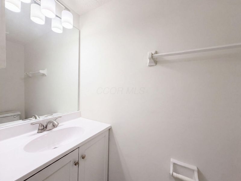 1677 Moravian Street , Unit 77, Columbus, OH 43220 Photo 16
