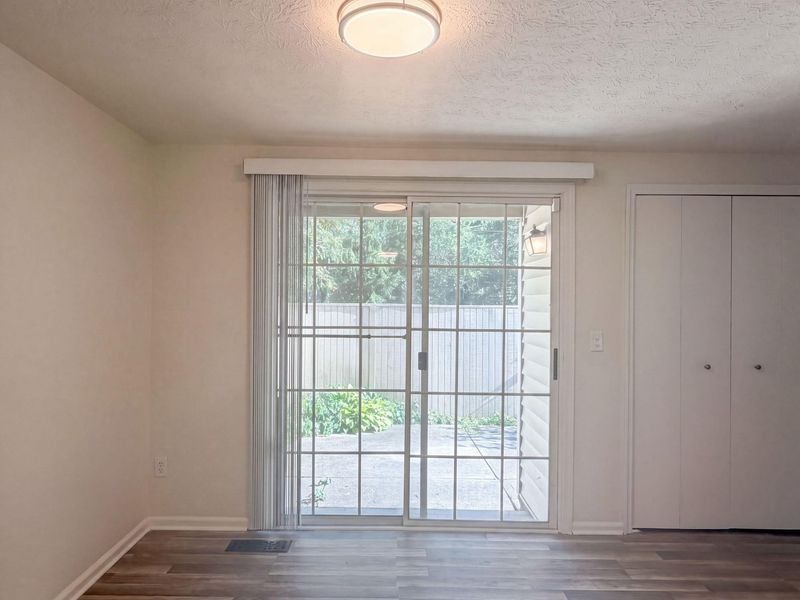1677 Moravian Street , Unit 77, Columbus, OH 43220 Photo 24