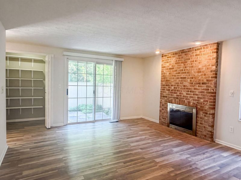 1677 Moravian Street , Unit 77, Columbus, OH 43220 Photo 3