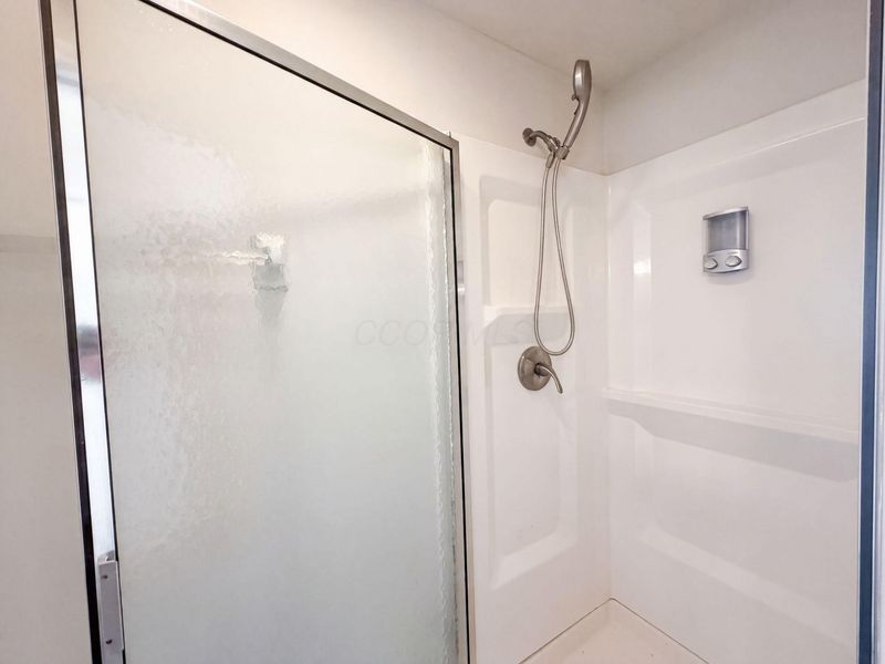 1677 Moravian Street , Unit 77, Columbus, OH 43220 Photo 34