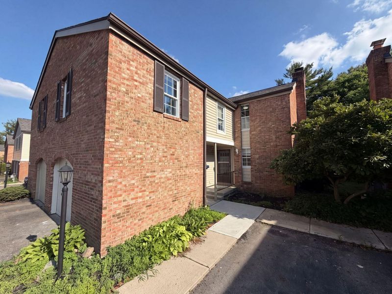 1677 Moravian Street , Unit 77, Columbus, OH 43220 Photo 40