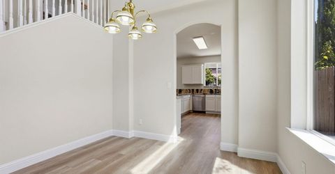 2700 Screech Owl Way, Sacramento, CA 95834 Photo