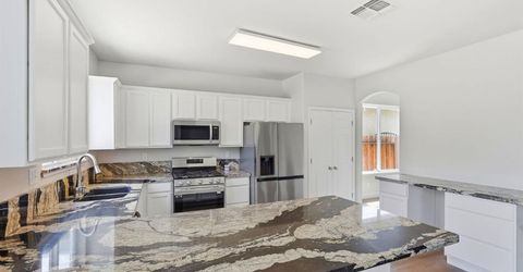 2700 Screech Owl Way, Sacramento, CA 95834 Photo