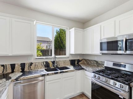 2700 Screech Owl Way, Sacramento, CA 95834 Photo