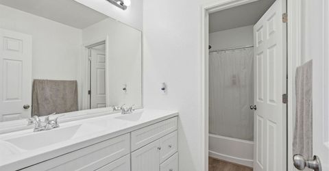 2700 Screech Owl Way, Sacramento, CA 95834 Photo