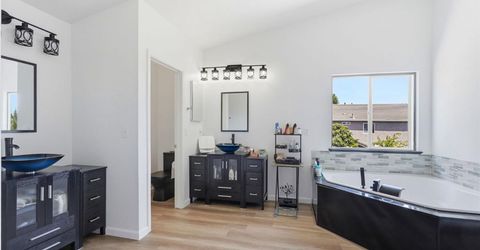 2700 Screech Owl Way, Sacramento, CA 95834 Photo