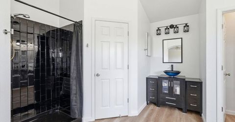 2700 Screech Owl Way, Sacramento, CA 95834 Photo