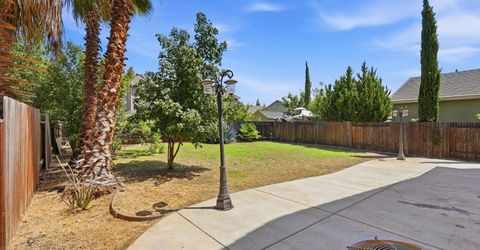 2700 Screech Owl Way, Sacramento, CA 95834 Photo