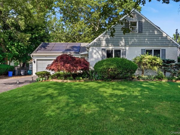 117 Bryan Avenue , Amityville, NY 11701